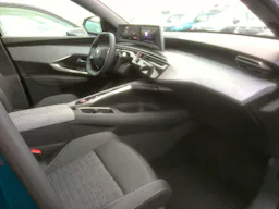 Peugeot 5008 Hybrid 145 ch e-DCS6 Allure occasion - Photo 6