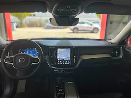 Volvo XC60  T6 Recharge AWD 253 ch + 145 ch Geartronic 8 Ultimate Style Chrome occasion - Photo 11
