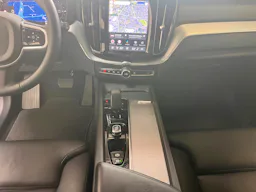 Volvo XC60  T6 Recharge AWD 253 ch + 145 ch Geartronic 8 Ultimate Style Chrome occasion - Photo 14