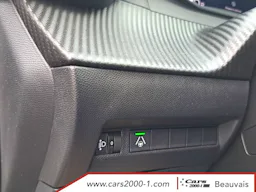 Peugeot 2008  Hybrid 136 e-DCS6 Allure occasion - Photo 7