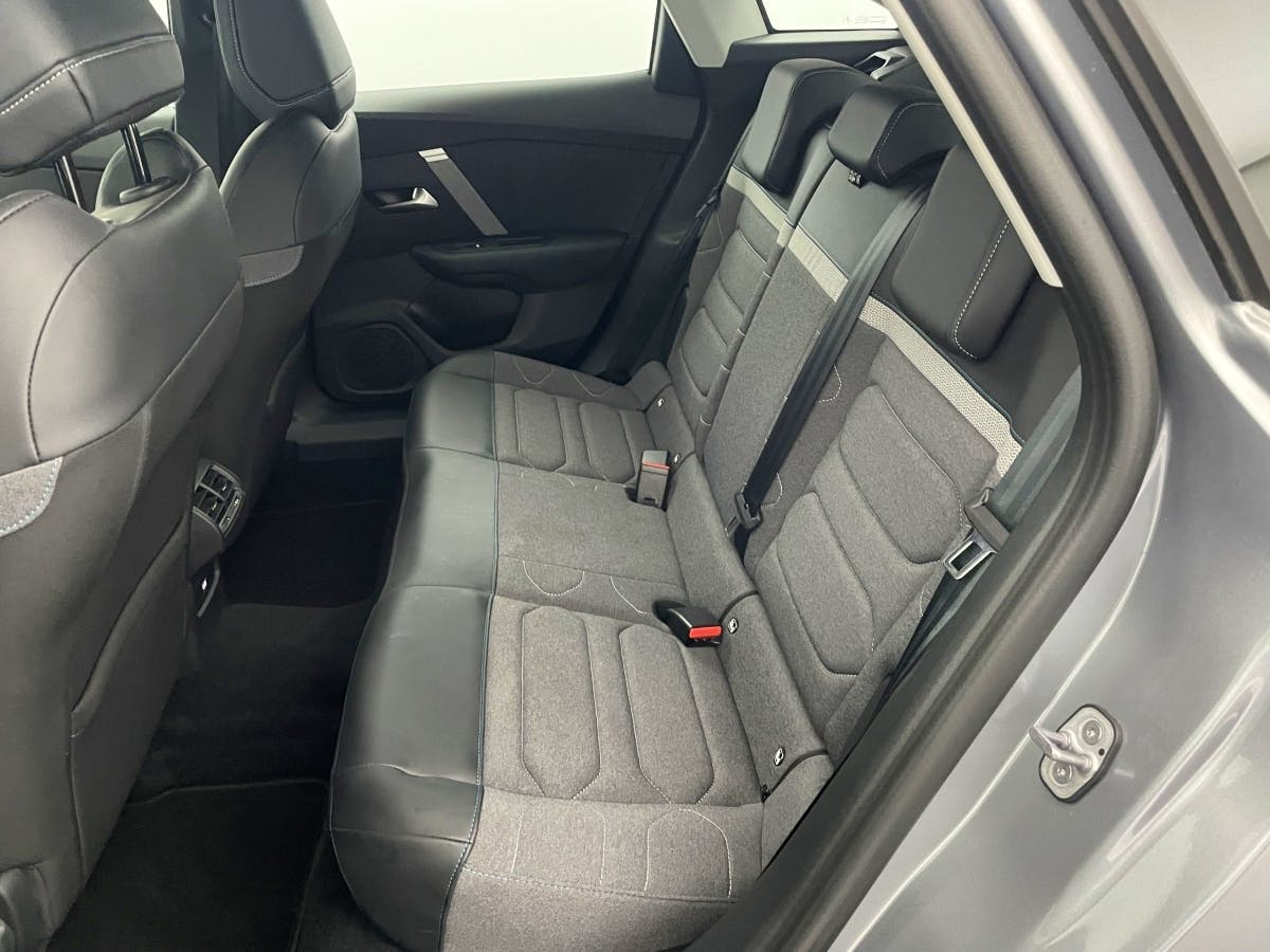 Citroën C4  PureTech 130 BVM6 Plus occasion - Photo 4