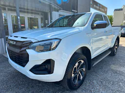 Isuzu D-Max NOUVEAU 2.2L SPACE PRESTIGE occasion - Photo 1