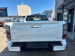 Isuzu D-Max NOUVEAU 2.2L SPACE PRESTIGE occasion - Photo 6