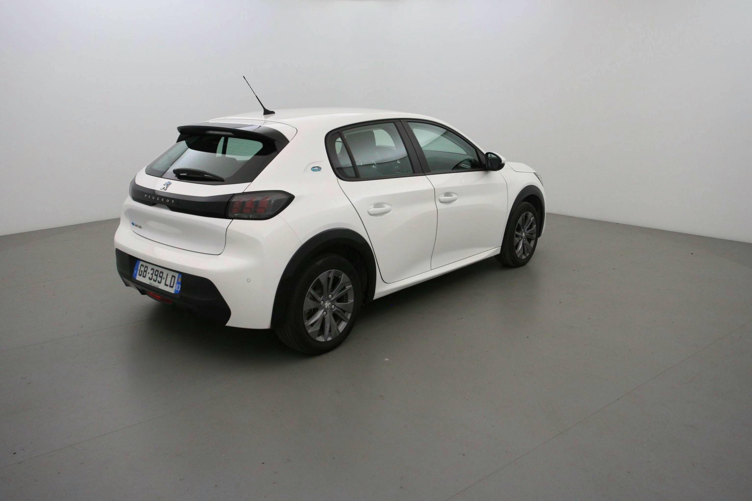 Peugeot 208  ELECTRIQUE 50 KWH 136 ACTIVE BUSINESS R occasion - Photo 5