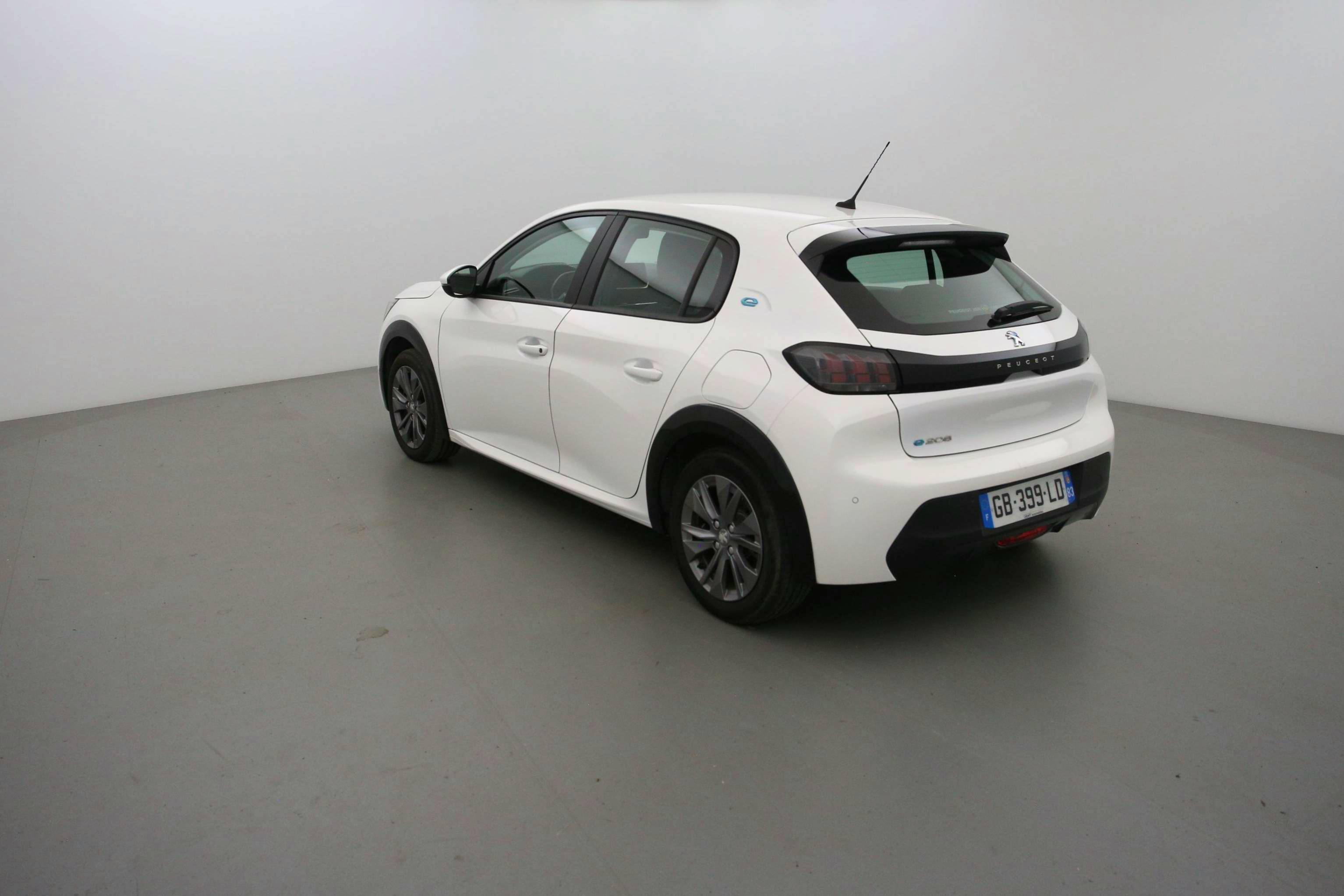 Peugeot 208  ELECTRIQUE 50 KWH 136 ACTIVE BUSINESS R occasion - Photo 7
