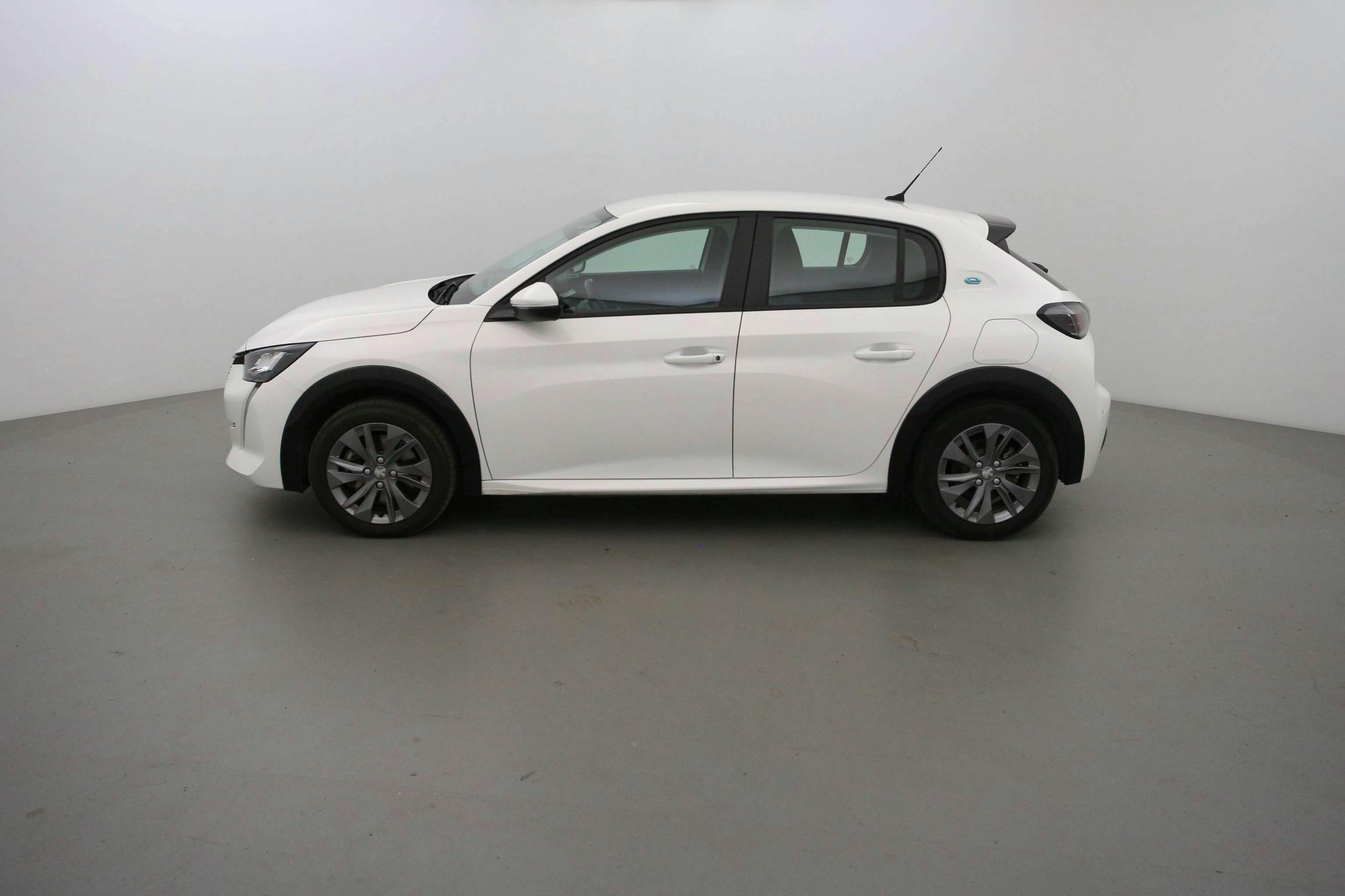 Peugeot 208  ELECTRIQUE 50 KWH 136 ACTIVE BUSINESS R occasion - Photo 8