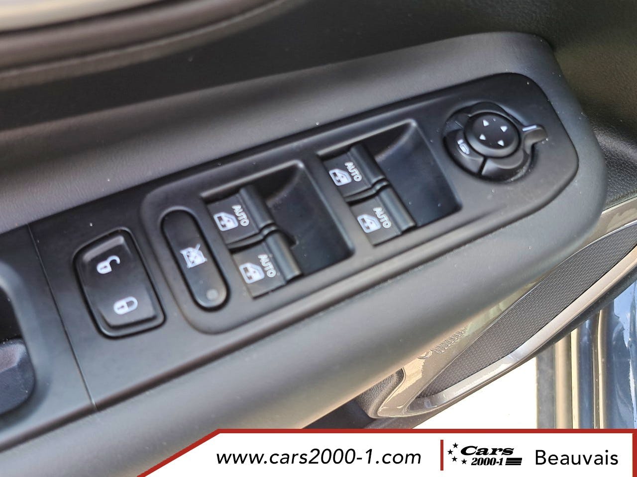 Jeep Renegade  1.5 Turbo T4 130 ch BVR7 e-Hybrid Limited occasion - Photo 19
