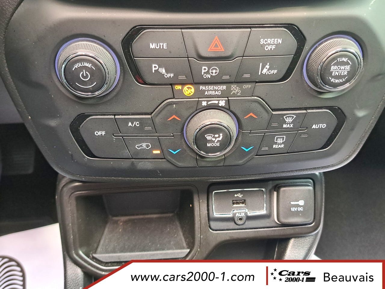 Jeep Renegade  1.5 Turbo T4 130 ch BVR7 e-Hybrid Limited occasion - Photo 24