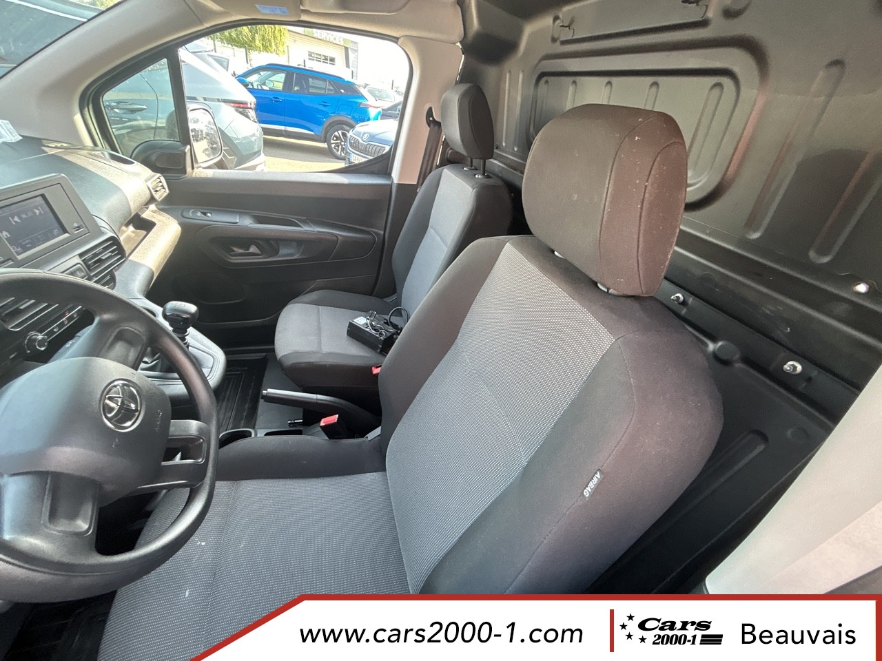 Toyota Proace  COMPACT 1.5L 100 D-4D BVM6 ACTIVE occasion - Photo 8