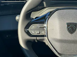 Peugeot 408  130 ch S&S EAT8 Allure Pack SIEGE CHAUFFANT / GPS / CAMERA DE RECUL occasion - Photo 22