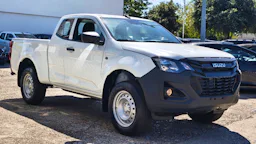 Isuzu D-Max NOUVEAU 2.2L SPACE B-STRONG BOITE MANUELLE occasion - Photo 3