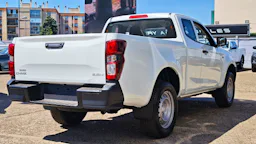 Isuzu D-Max NOUVEAU 2.2L SPACE B-STRONG BOITE MANUELLE occasion - Photo 6