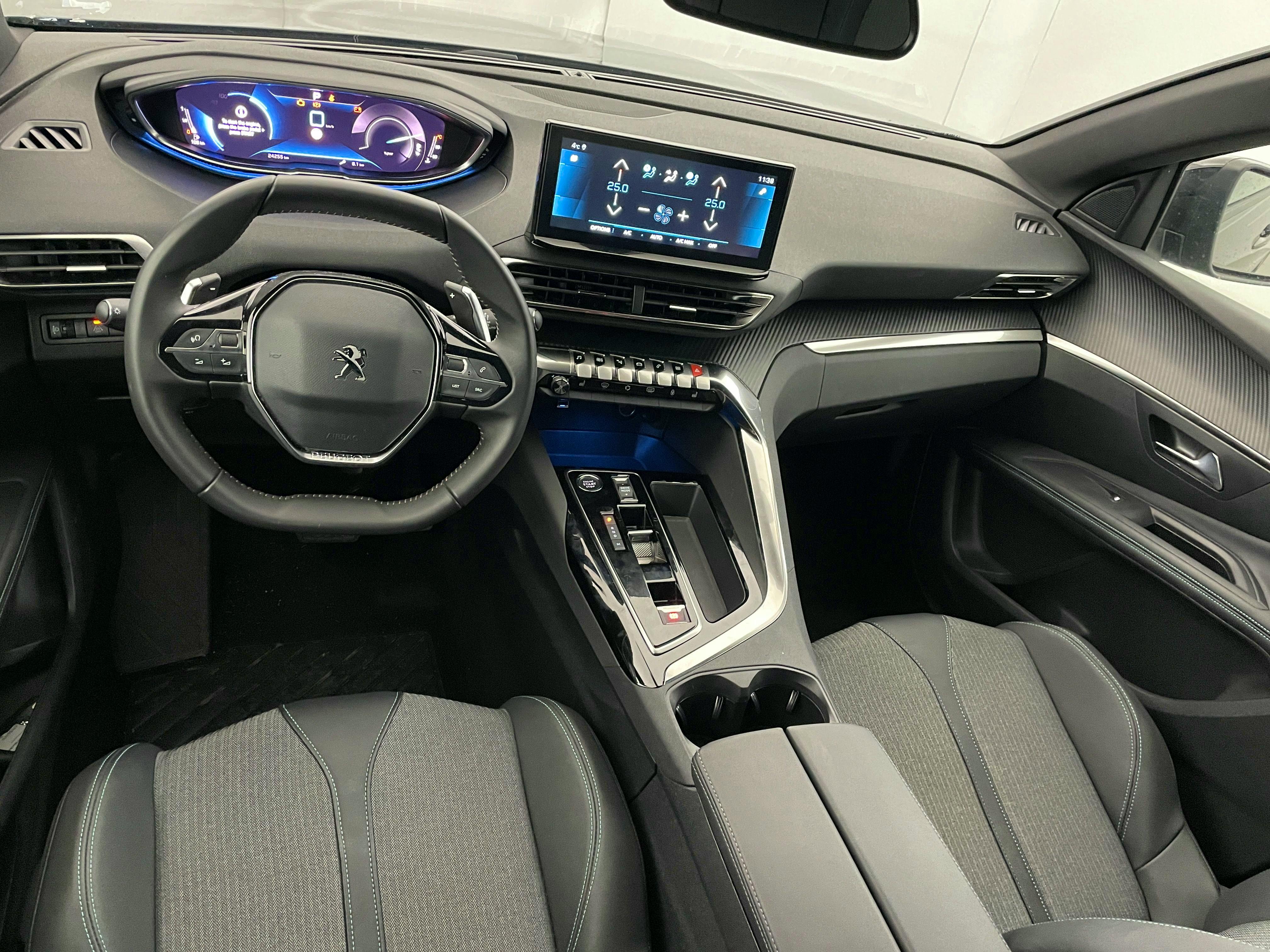 Peugeot 3008  Hybrid 136 e-DCS6 Allure Pack occasion - Photo 11