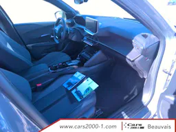 Peugeot 2008 Hybrid 145 e-DCS6 Allure occasion - Photo 5
