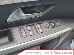 Peugeot 5008  Hybrid 145 ch e-DCS6 Allure occasion - Photo 17