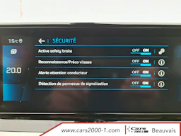Peugeot 2008  PureTech 130 S&S EAT8 Allure Pack occasion - Photo 18