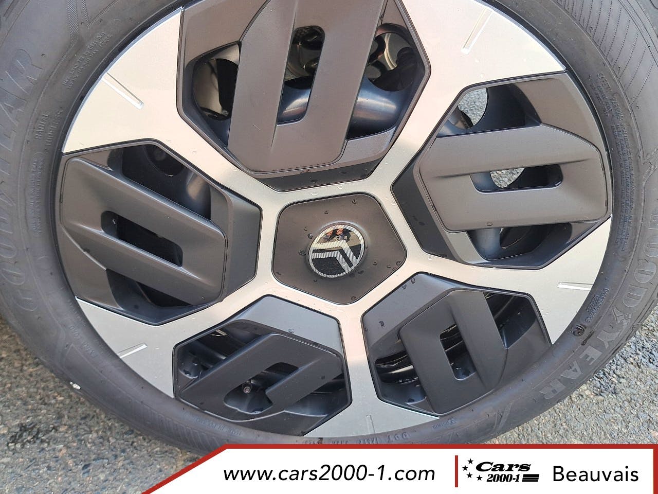 Citroën C4  Hybride 145 e-DCS6 Plus - 5P occasion - Photo 16