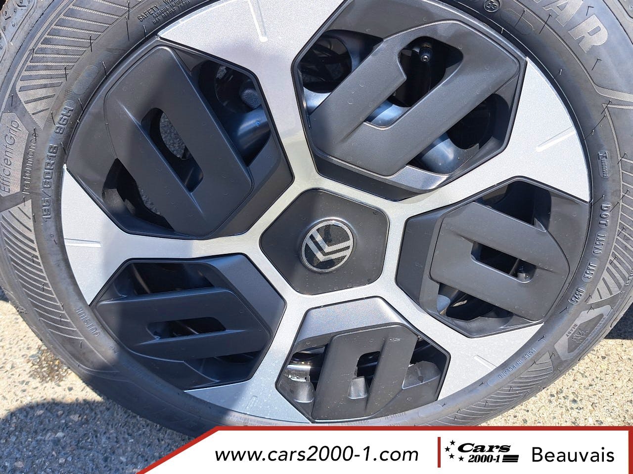 Citroën C4  Hybride 145 e-DCS6 Plus - 5P occasion - Photo 17