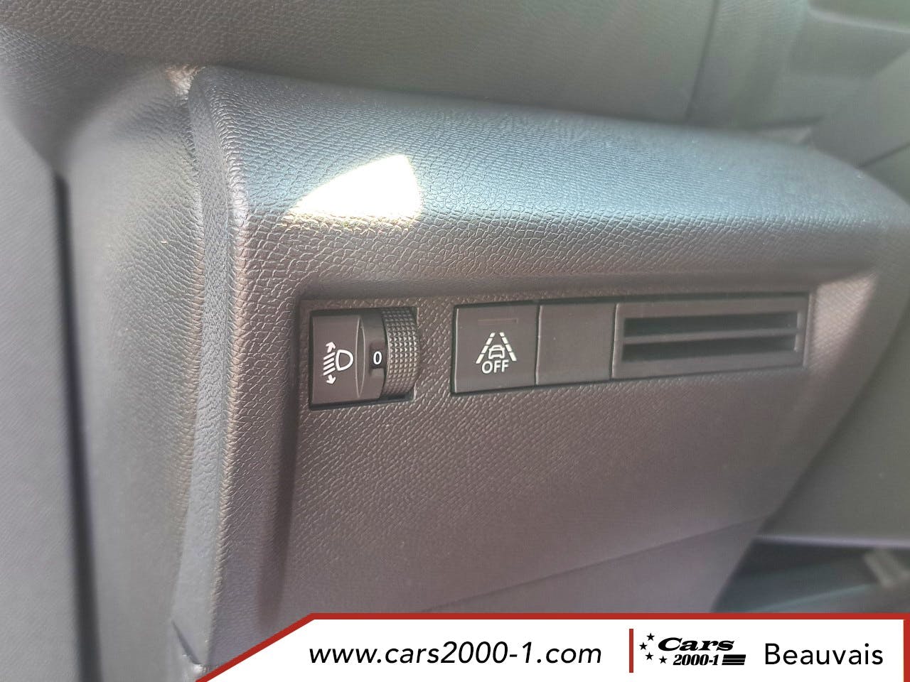 Citroën C4  Hybride 145 e-DCS6 Plus - 5P occasion - Photo 20