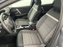 Citroën C4 Hybride 145 e-DCS6 Plus occasion - Photo 9