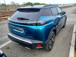 Peugeot 2008 NOUVEAU  Hybrid 145 e-DCS6 GT occasion - Photo 4