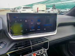 Peugeot 2008 NOUVEAU Hybrid 145 e-DCS6 GT occasion - Photo 7