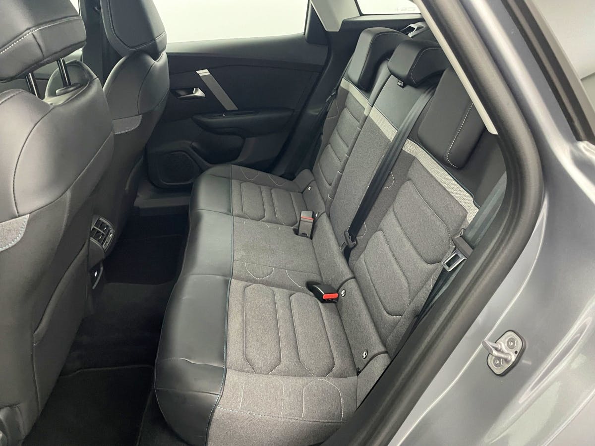 Citroën C4  PureTech 130 BVM6 Plus occasion - Photo 4