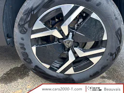 Peugeot 2008 Hybrid 145 e-DCS6 Allure occasion - Photo 16