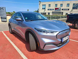 Ford MUSTANG MACH-E  Standard Range 76 kWh 269 ch occasion - Photo 2