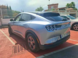 Ford MUSTANG MACH-E  Standard Range 76 kWh 269 ch occasion - Photo 3