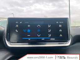 Peugeot 2008 Hybrid 145 e-DCS6 Style occasion - Photo 11