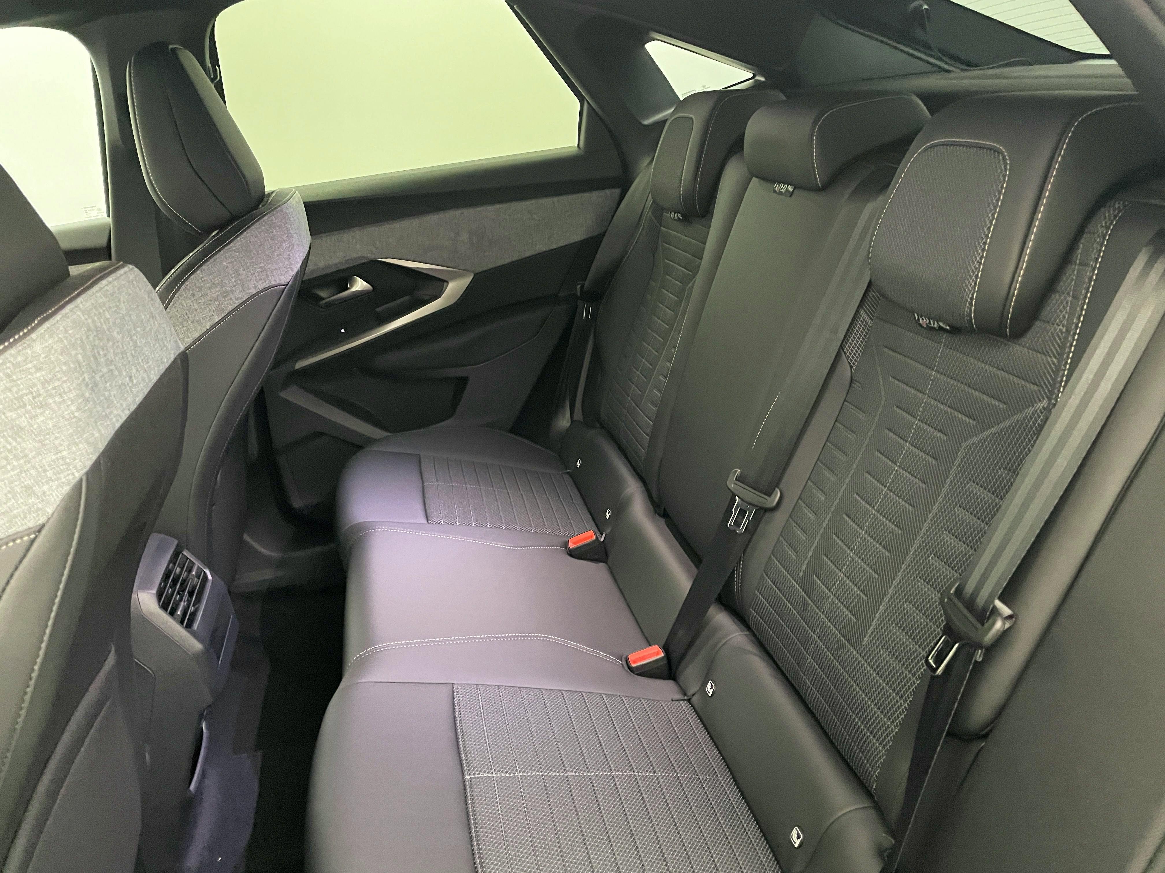 Peugeot 3008 NOUVEAU  Hybrid 136 e-DCS6 Allure occasion - Photo 10