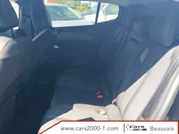 Peugeot 408  Hybrid 145 e-DCS6 Allure occasion - Photo 9