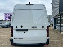 Renault Master  L2H2 FWD FG EXTRA 3T5 dCI 170 occasion - Photo 4