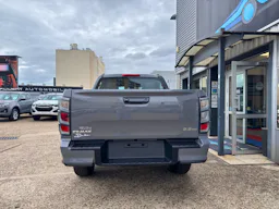 Isuzu D-Max CREW CABINE A/T NITRO SPORT 2.2l BVA8 occasion - Photo 5