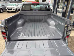 Isuzu D-Max CREW CABINE A/T NITRO SPORT 2.2l BVA8 occasion - Photo 15