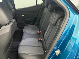 Peugeot 2008 NOUVEAU Hybrid 145 e-DCS6 Allure occasion - Photo 10