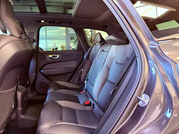 Volvo XC60  T6 AWD Hybride rechargeable 253 ch+145 ch Geartronic 8 Plus Style Dark occasion - Photo 12