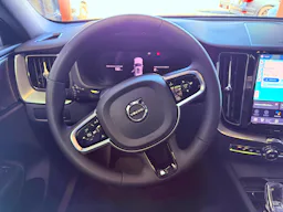 Volvo XC60  T6 AWD Hybride rechargeable 253 ch+145 ch Geartronic 8 Plus Style Dark occasion - Photo 14